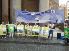 Striscione-Pantheon (2)